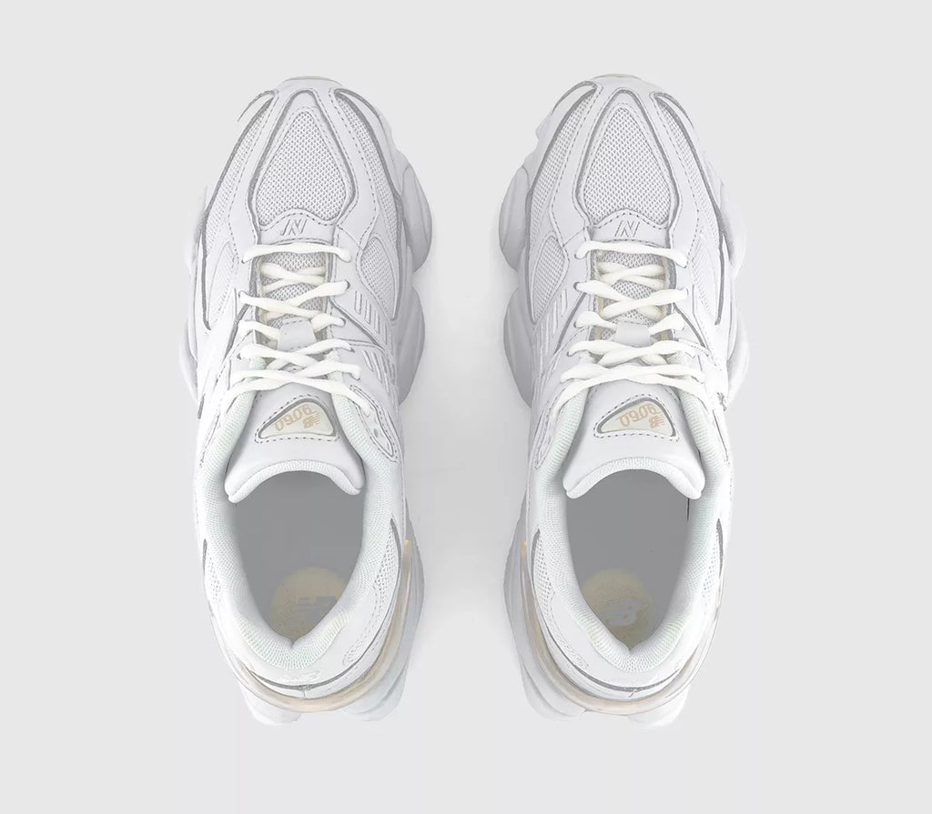 9060 Trainers
