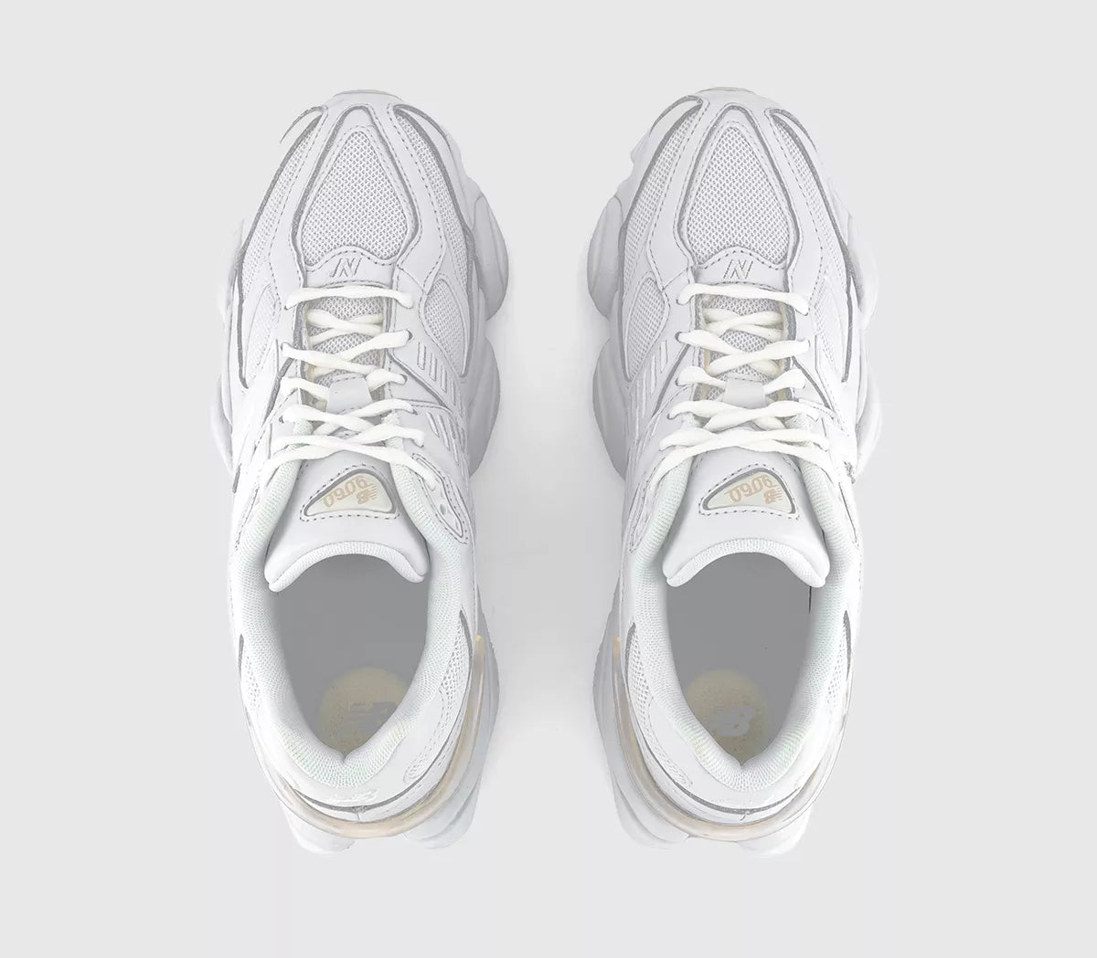 9060 Trainers