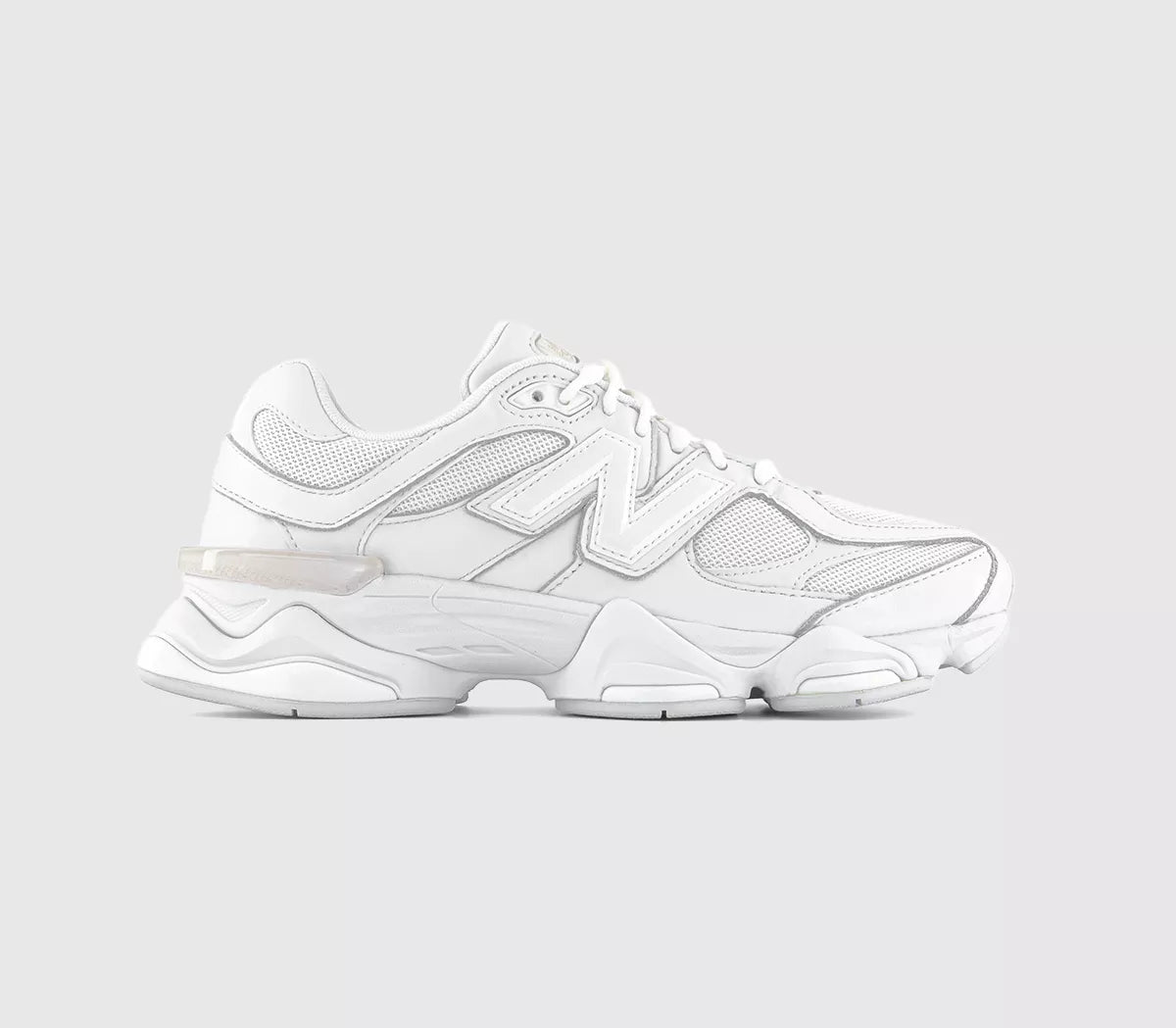 9060 Trainers