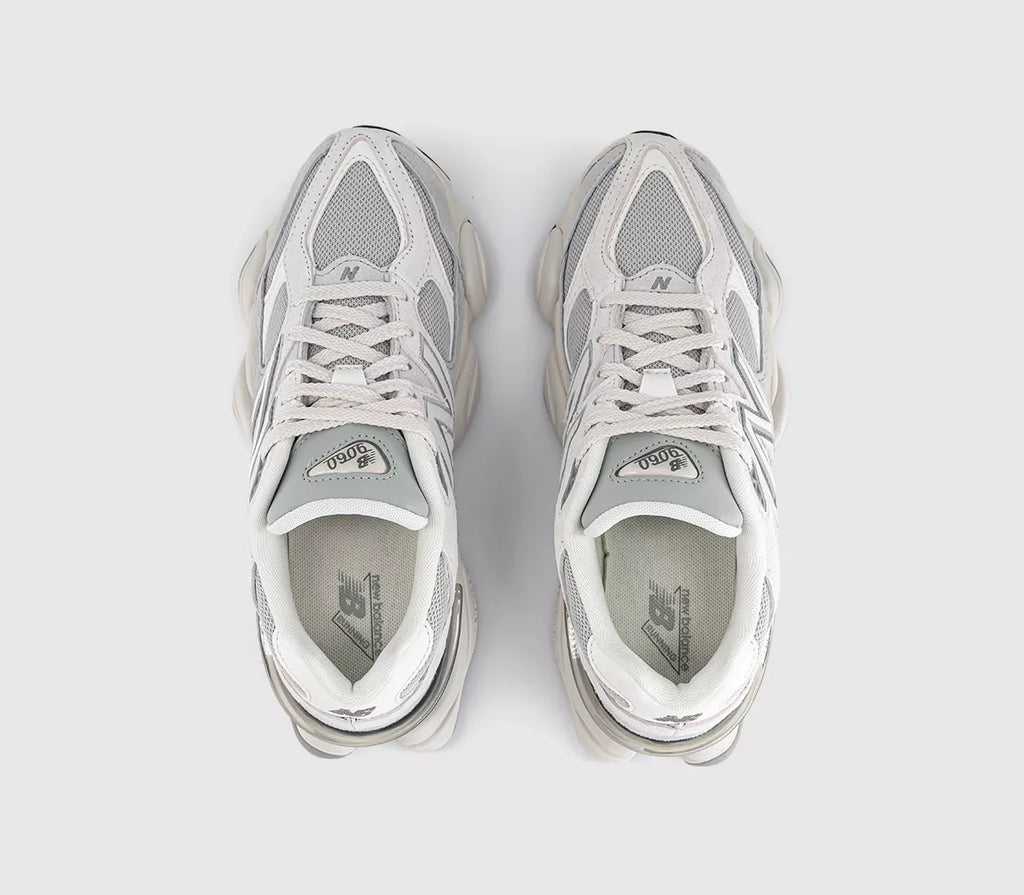 9060 Trainers